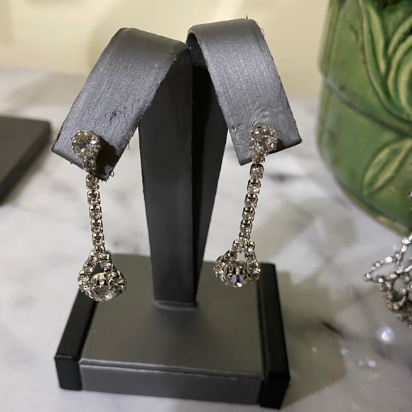 Loft Rhinestone Statement Necklace - Picture 5 of 6